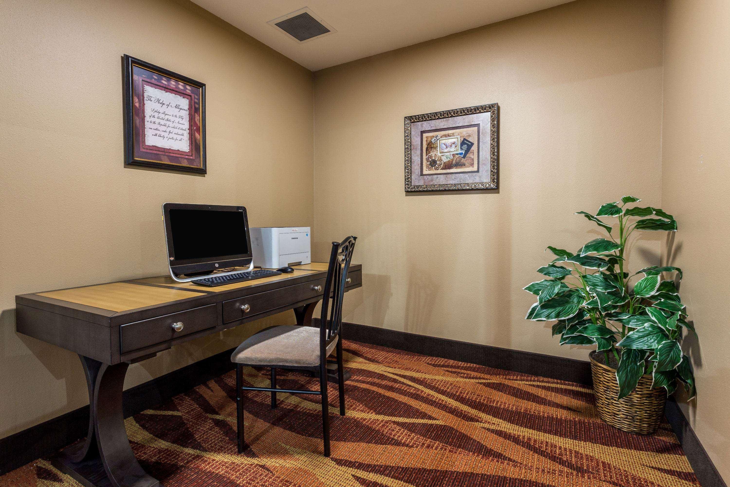 Americinn By Wyndham Boscobel Bagian luar foto