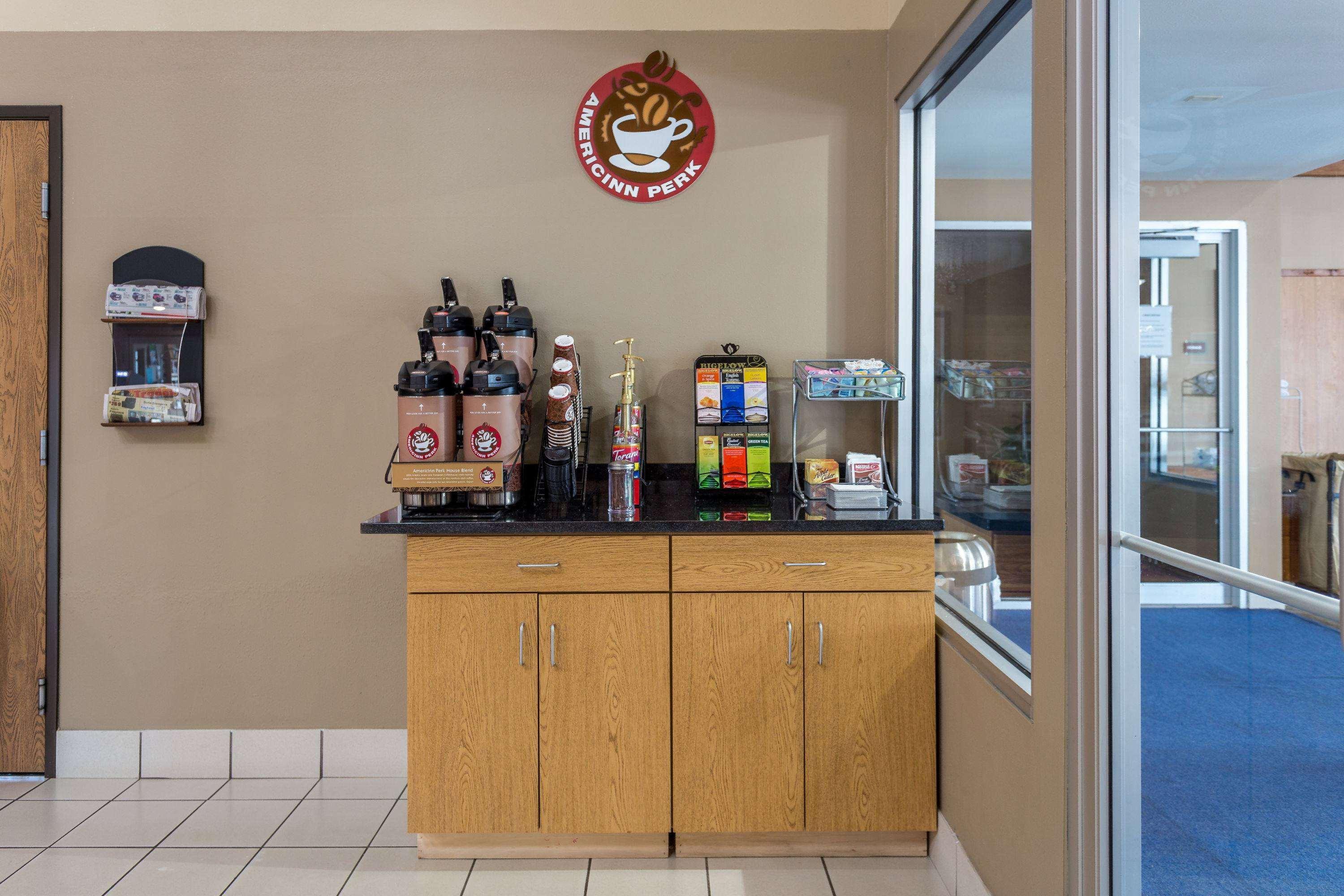 Americinn By Wyndham Boscobel Bagian luar foto
